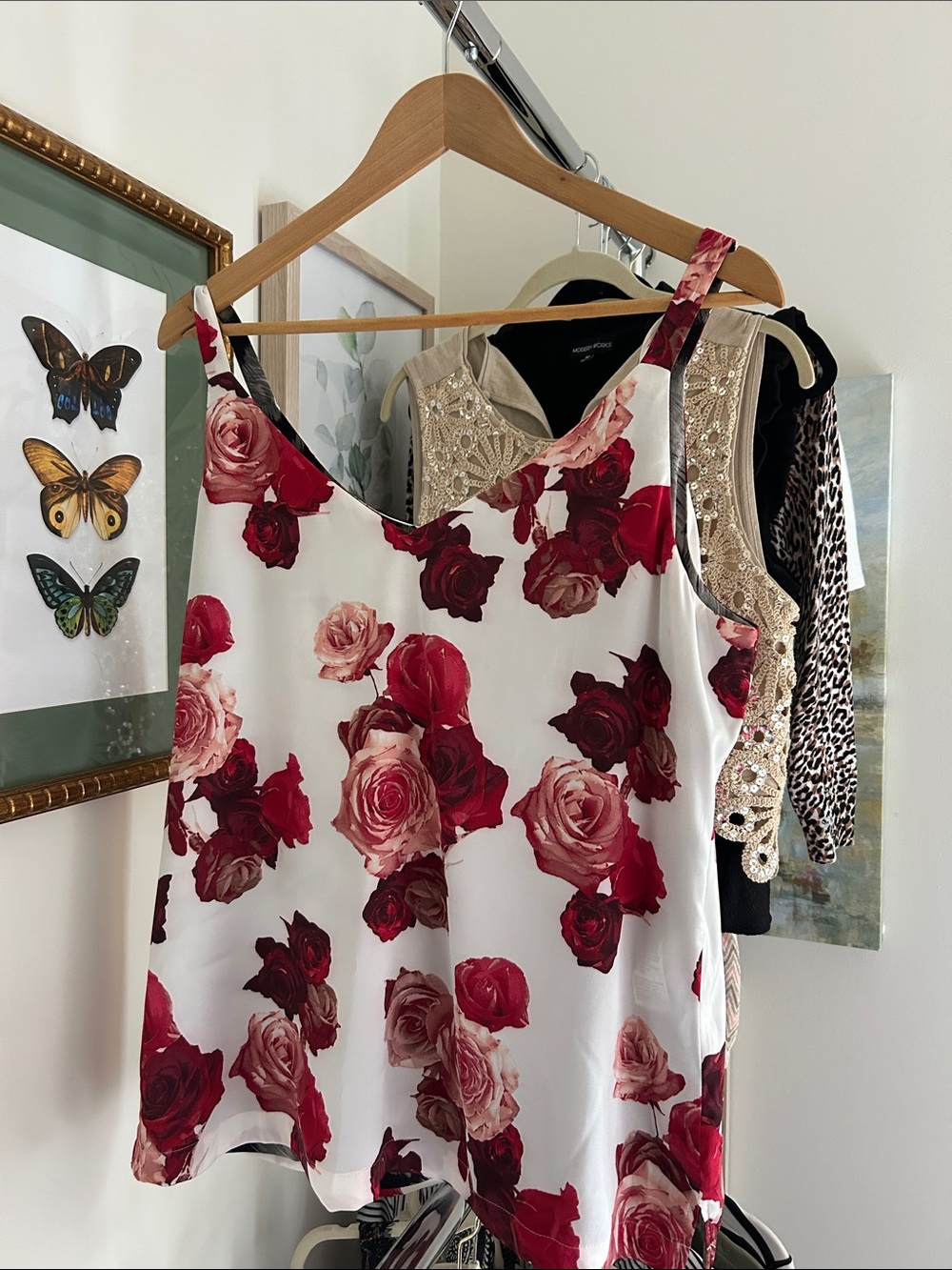White House Black Market White Rose Print Silk Cami with Red and Pink Blooms